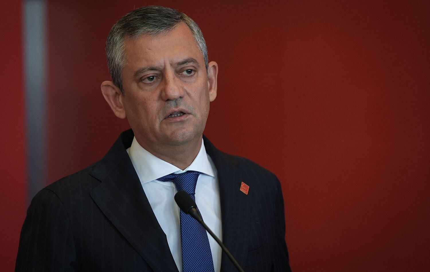 Özgür Özel CHP Grup Başkanlığı’na seçildi