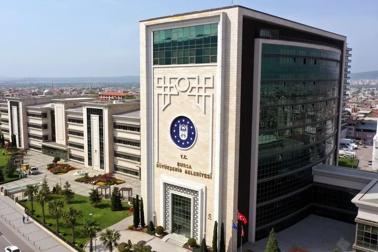 Bursa’da Büyük Operasyon: Belediye Başkanı Mustafa Bozbey Gözaltında