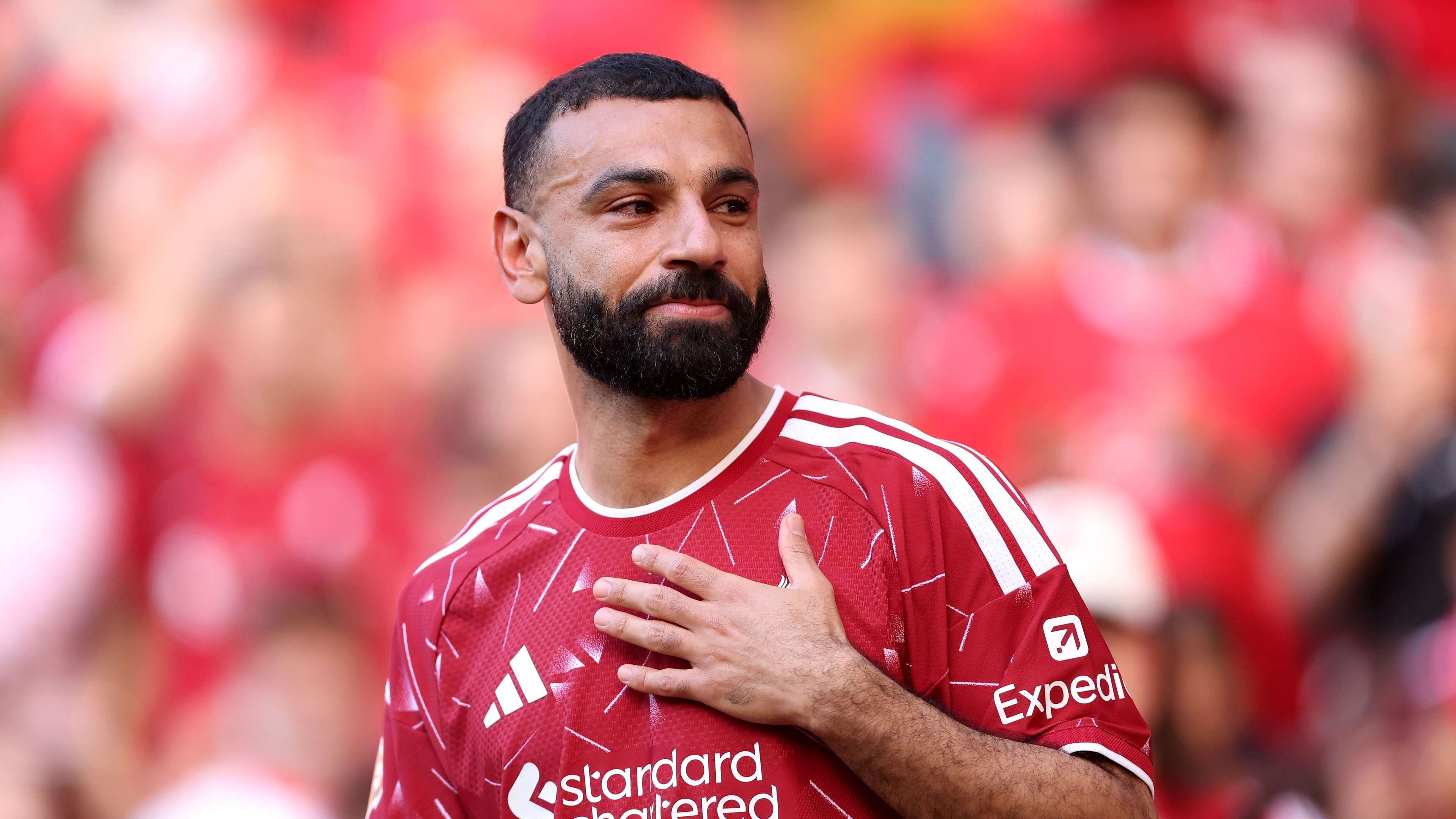 Beşiktaş, dünyaca ünlü futbolcu Mohomed Salah ile anlaşmaya vardı!