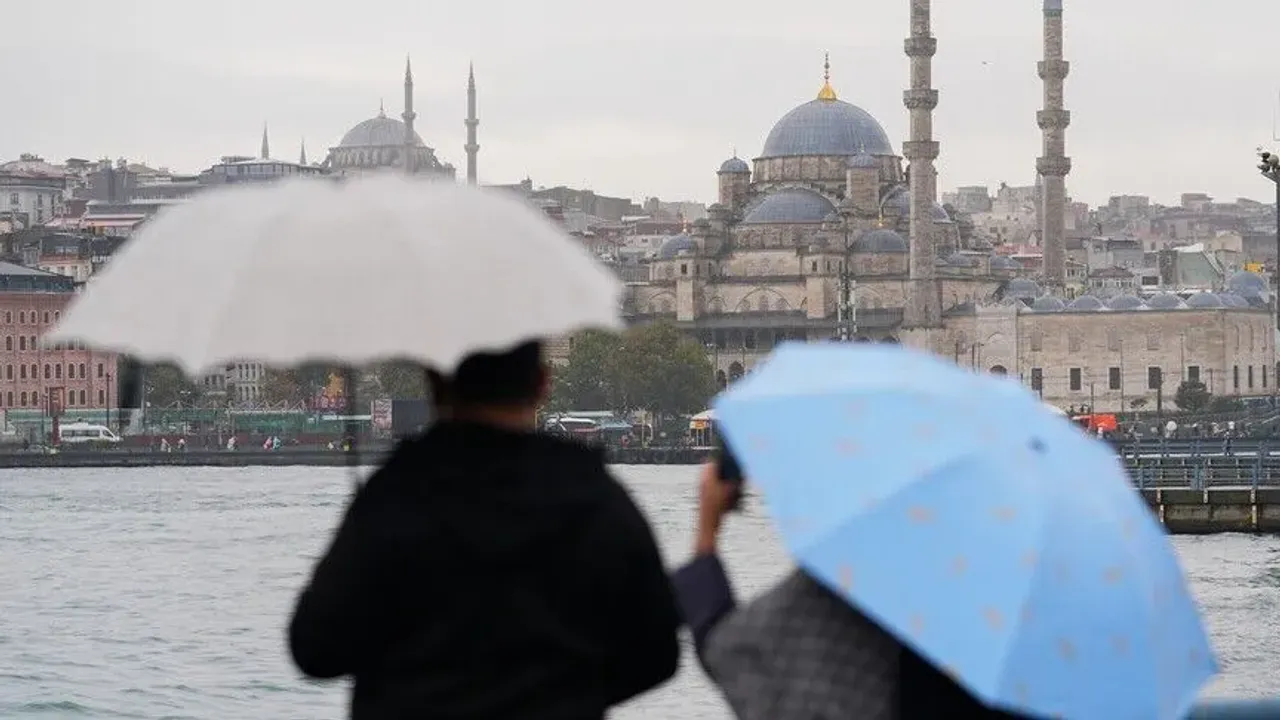 Meteorolojiden İstanbul ve çevresi için gök gürültülü sağanak uyarısı geldi!