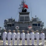 TCG Alemdar "mavi vatan"da güven aşılıyor!