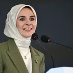 "Çalışan tüm annelerimizin doğum izni süresini 16 haftadan 24 haftaya çıkardık"