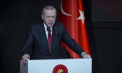 Erdoğan: Gazi'nin ömrü 10 yıl daha ülkeyi yönetmeye el verseydi...