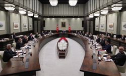 Devletin gizli anayasası 'Kırmızı Kitap'