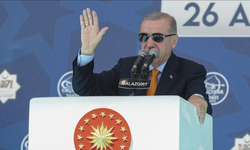 "İmansız olan paslı yürek sinede yüktür"