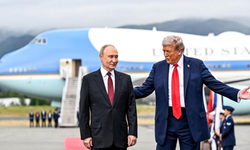 Trump-Putin zirvesi başladı