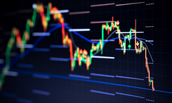 BIST 100'DE Zirveden Uzaklaşan, Dibe Yaklaşan Hisseler