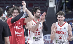 A Milli Basketbol Takımı Avrupa Şampiyonası'nda yarı finalde