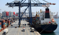 İhracatçı firmalara resim ve harç istisnası için verilen süre uzatıldı