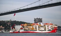 Yıldırım Sondaj Gemisi Karadeniz'e doğru yola çıktı