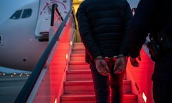 Kırmızı bültende aranan 27 suçlu Türkiye'ye getirildi!