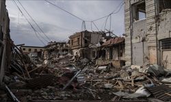 Zelenskiy: "Rusya İHA ve binlerce güdümlü bomba ile saldırdı"