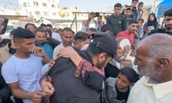 İsrail, alıkoyduğu 24 Filistinli esiri serbest bıraktı