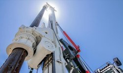 İran: "Hasar gören Lavan Petrol Rafinerisi kısa sürede eski kapasitesine ulaşacak"