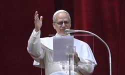 Papa: "Trump, umarım şiddeti azaltmanın bir yolunu arıyordur"