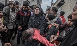 İsrail'in saldırılarında 21 binden fazla çocuk hayatını kaybetti