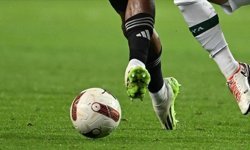 Fenerbahçe kazandı, Galatasaray kaybetti: Zirve yarışı alevlendi!