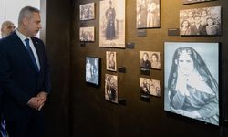 Fidan, "Ahıska Türkleri-Kayıp Sürgünün İzinde" sergisini gezdi