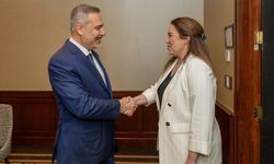 Bakan Fidan, Kanada'da Türk kökenli milletvekili Açan ile bir araya geldi