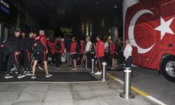 Dünya Kupası'na veda eden Bizim Çocuklar, Türkiye'ye döndü
