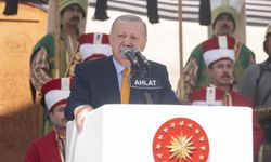 Erdoğan: Türkiye'yi çok daha güçlü yarınlara taşıyacağız