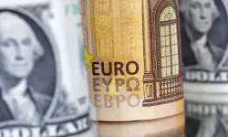Euro/dolar paritesi üç ayın zirvesine yakın seyrediyor