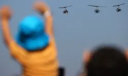 TEKNOFEST Mavi Vatan'ın hava gösterileri Gölcük'te ilgi odağı oldu
