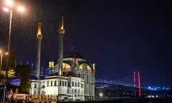 İstanbul'un çeşitli bölgelerinde sağanak yağış etkili oldu