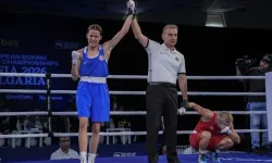 Hatice Akbaş, Avrupa Şampiyonası'nda madalya almayı garantiledi