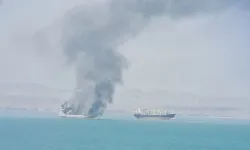 Hürmüz Boğazı'nda bir petrol tankeri vuruldu!