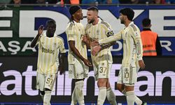 Fenerbahçe, Rize'de üç puanı üç golle aldı!