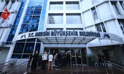 Mersin Büyükşehir Belediye Başkanı Seçer ve 58 kişi gözaltına alındı