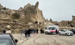 Nevşehir'de peribacasından kopan kaya parçalarının altında kalan 2 kişi yaşamını yitirdi