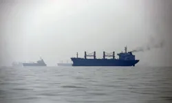 Hürmüz Boğazı'nda iki konteyner gemisi vuruldu