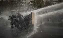 Avrupa'ya geçen ay protestolar damga vurdu!