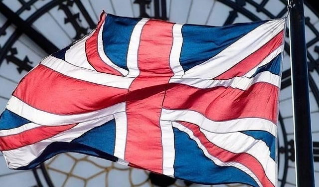 Sterlin, İngiltere'deki siyasi endişelerin artmasıyla değer kaybediyor