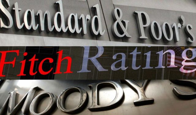 Piyasanın Gözü Kredi Notlarında: Moody's ve Fitch'ten "Durağan" Beklenti