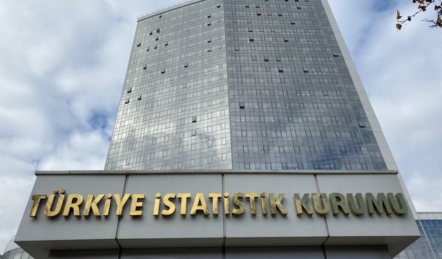 Türkiye ikinci çeyrekte beklentinin üzerinde büyüdü