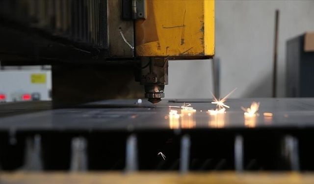 Makine ihracatı 4 ayda 9,3 milyar dolara yükseldi