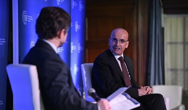 Şimşek, Suudi Arabistan’daki Ekonomi Zirvesi’nde