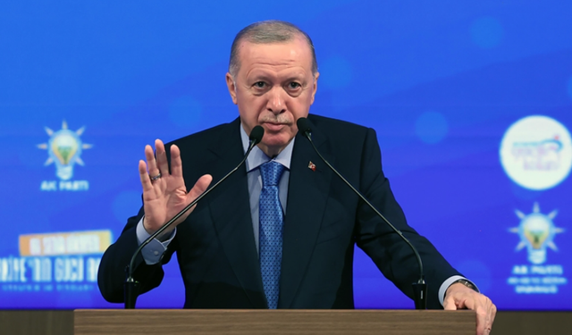"Bizim gençliğimiz Kızıl Elma'nın peşindeki gençliktir"