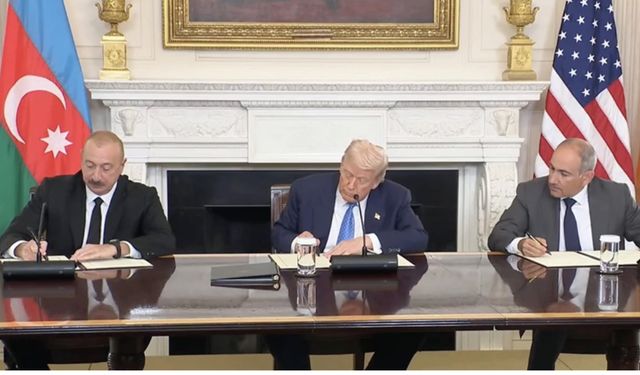 Trump, Aliyev ve Paşinyan ile ortak deklarasyona imza atıldığını açıkladı