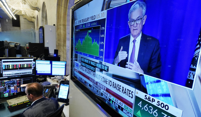 Küresel piyasalar yön arayışında: Gözler Fed toplantı tutanaklarında