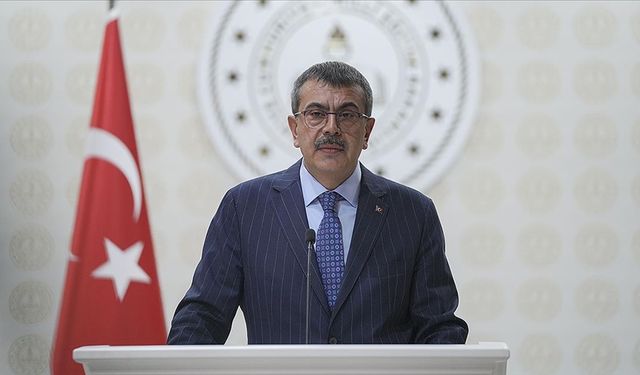 Bakan Tekin: ''Zorunlu bağış diye bir şey yok''