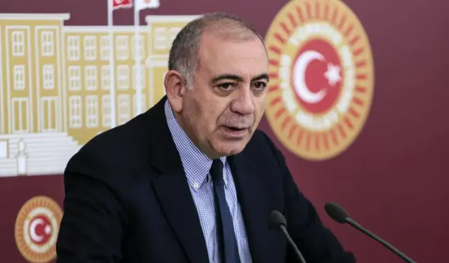 Gürsel Tekin kayyumluğa devam edecek