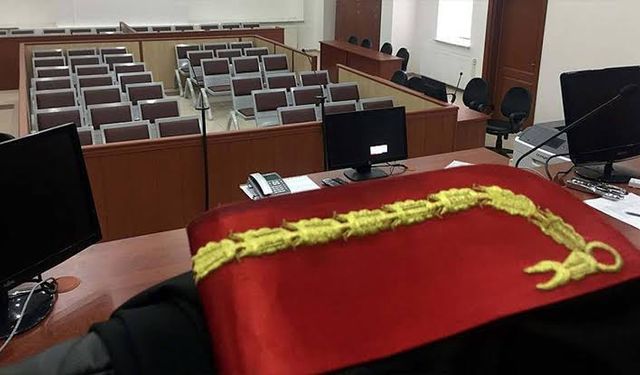 Cumhuriyet Savcısı   bıçaklı saldırıda hayatını kaybetti
