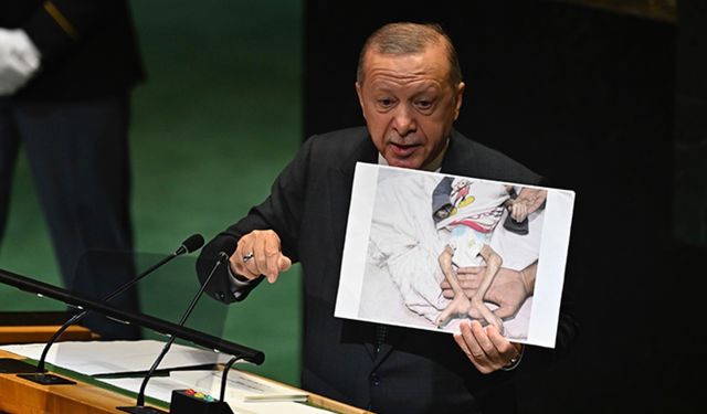 “Çocukların açlıktan, ilaçsızlıktan öldüğü bir dünyada huzur olur mu?“