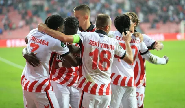 Samsunspor, Konferans Ligi'nde 2'de 2 yaptı!