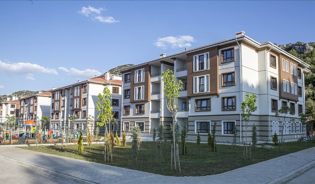 Yüzyılın Konut Projesi'ne ilk gün 936 bin 159 kişi başvurdu