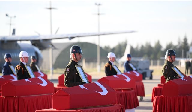 Türkiye, şehitlerini uğurladı